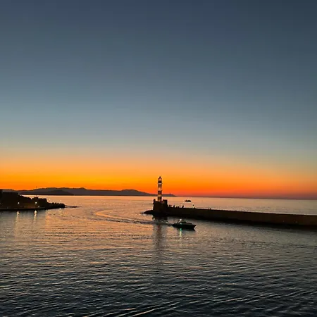 아파트 The Athena Apartment, Chania Seaside