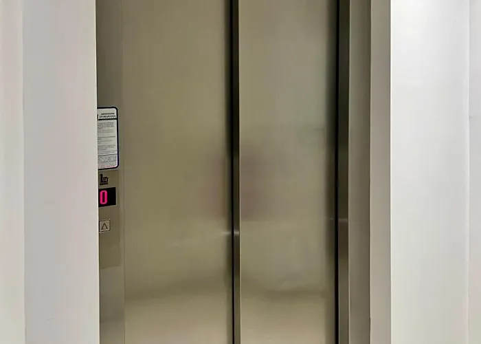 아파트 The Athena Apartment, Chania Seaside 하니아